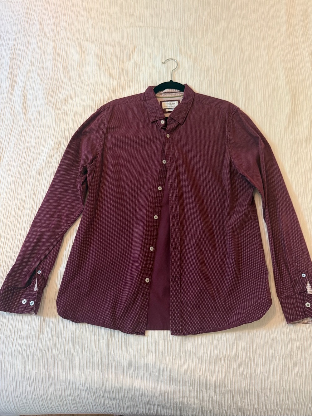 Cactus Men's Button-Down Shirt - Burgundy